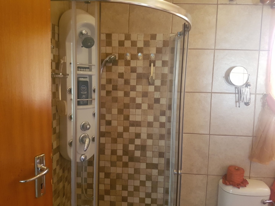 2 Bedroom Property for Sale in Flimieda North West